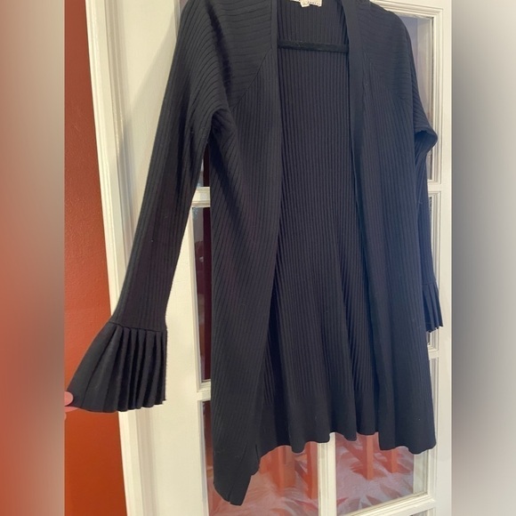 Pointelle Size Large Black Cardigan - Picture 3 of 6